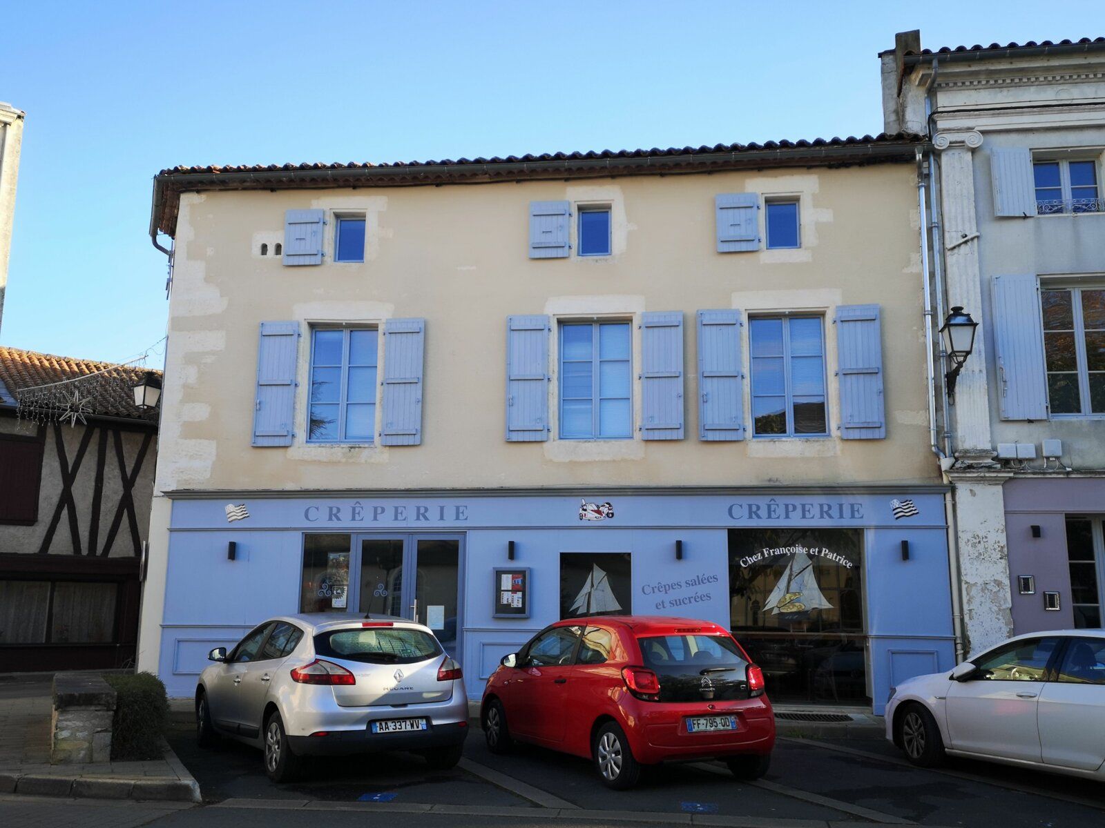 Maison à vendre 6 300m2 à La Rochefoucauld vignette-1