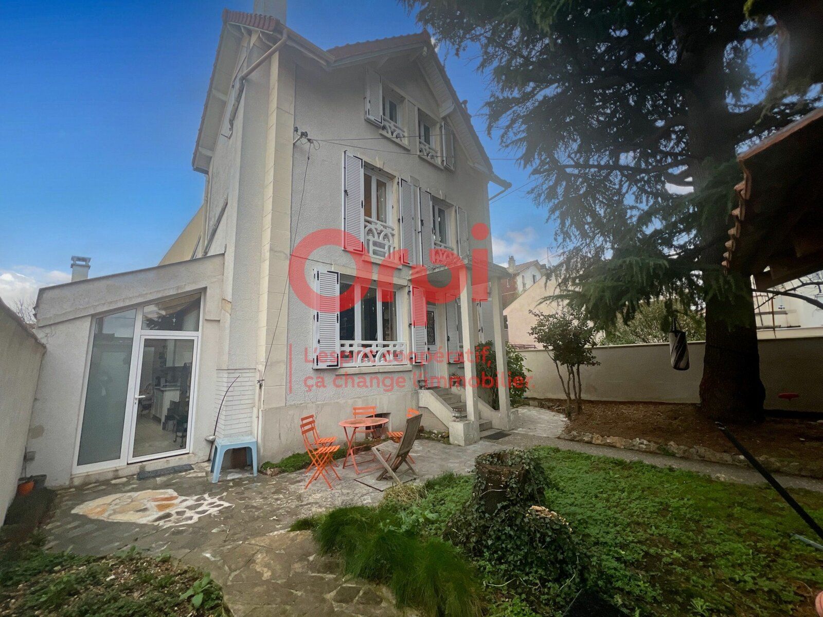 Maison à vendre 4 131m2 à Argenteuil vignette-1