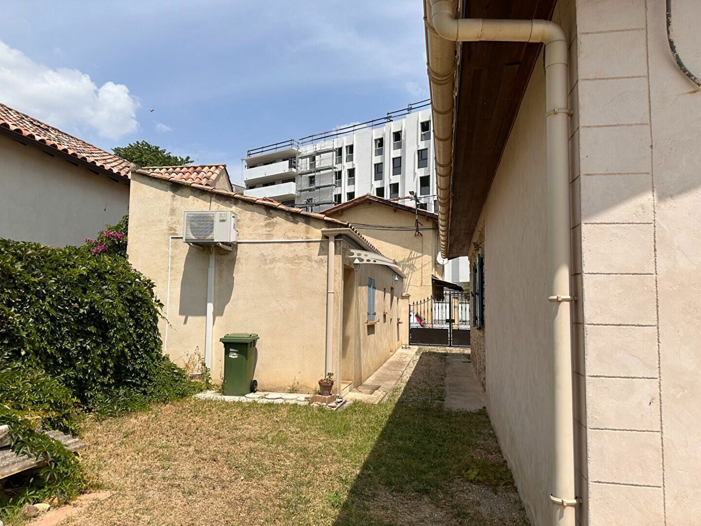 Maison à vendre 4 103m2 à Montpellier vignette-12