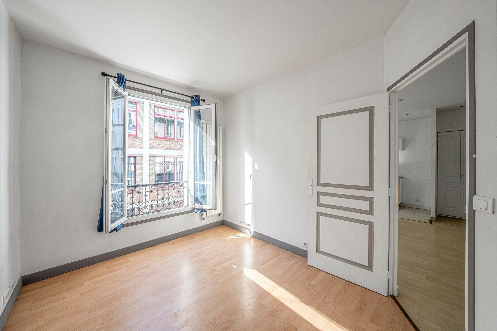 Appartement à vendre 3 49.57m2 à Montrouge vignette-3