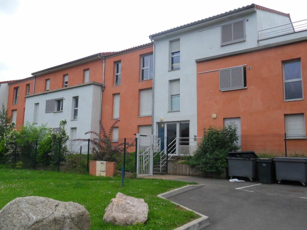 Appartement à vendre 1 20.42m2 à Saint-Genis-Laval vignette-1