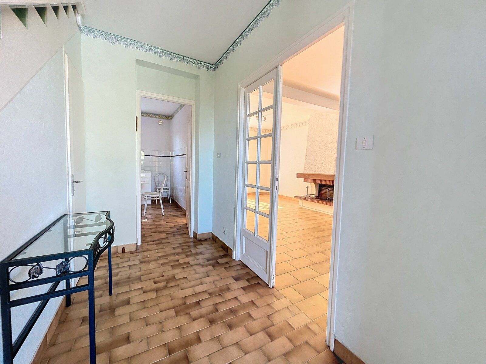 Maison à vendre 5 m2 à Saint-Pantaléon-de-Larche vignette-8