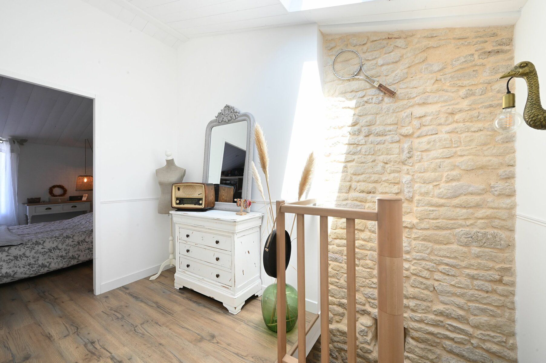 Maison à vendre 2 m2 à Saint-Clément-des-Baleines vignette-8