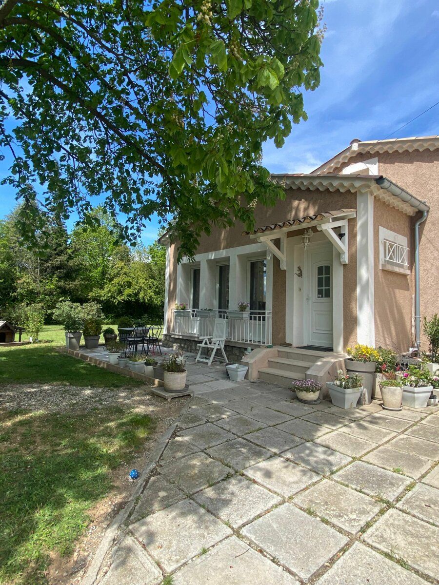 Maison à vendre 4 m2 à Château-Arnoux-Saint-Auban vignette-2