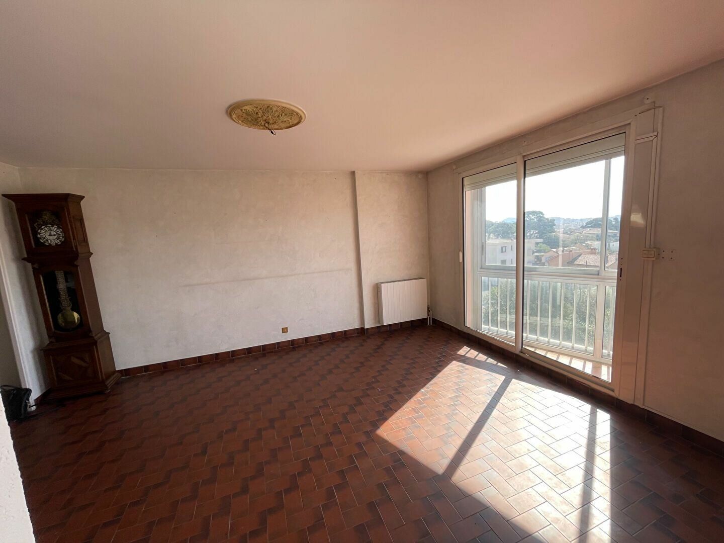 Appartement à vendre 3 73m2 à Toulon vignette-3