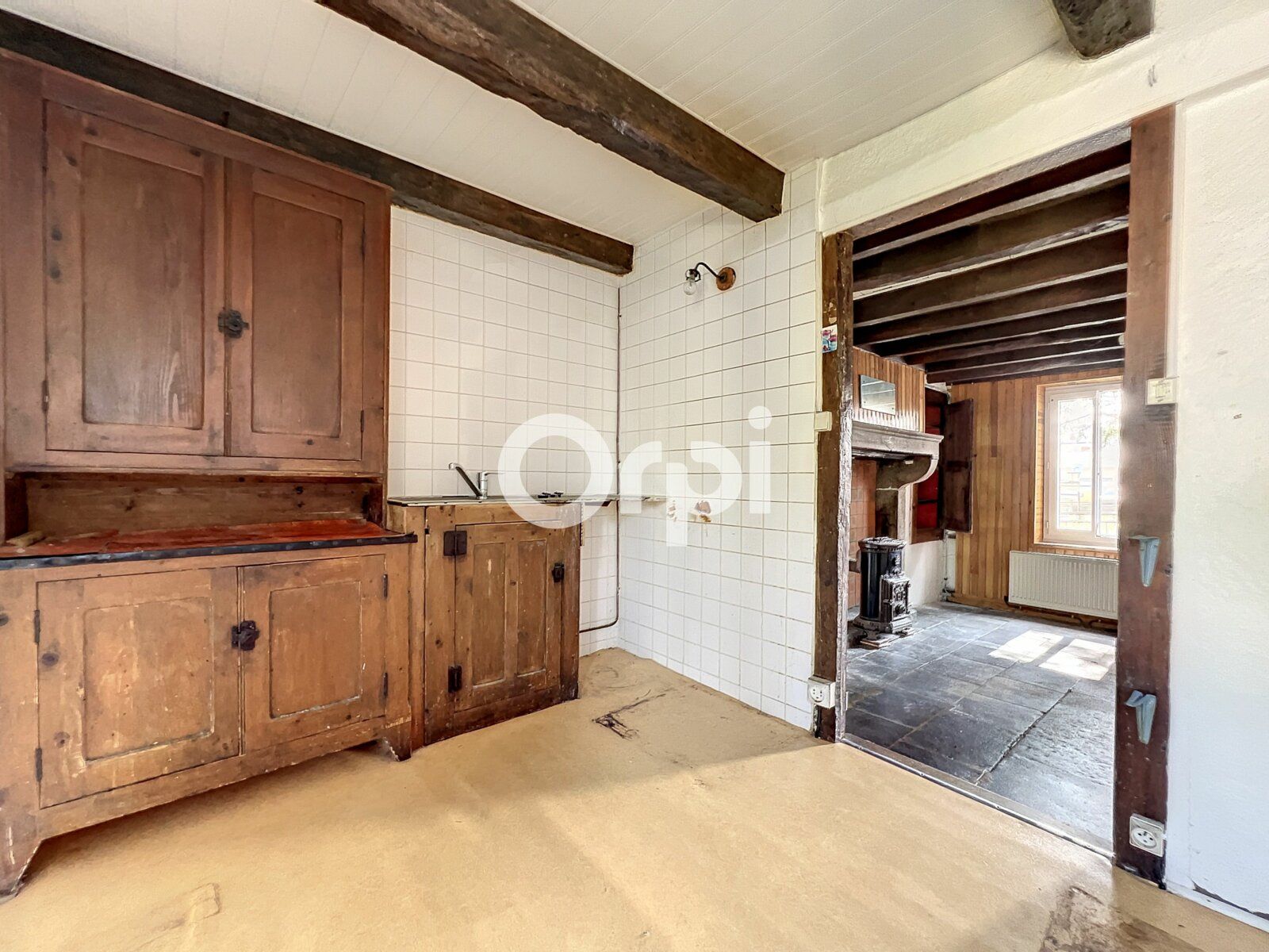Maison à vendre 4 m2 à Saint-Gervais-d'Auvergne vignette-5