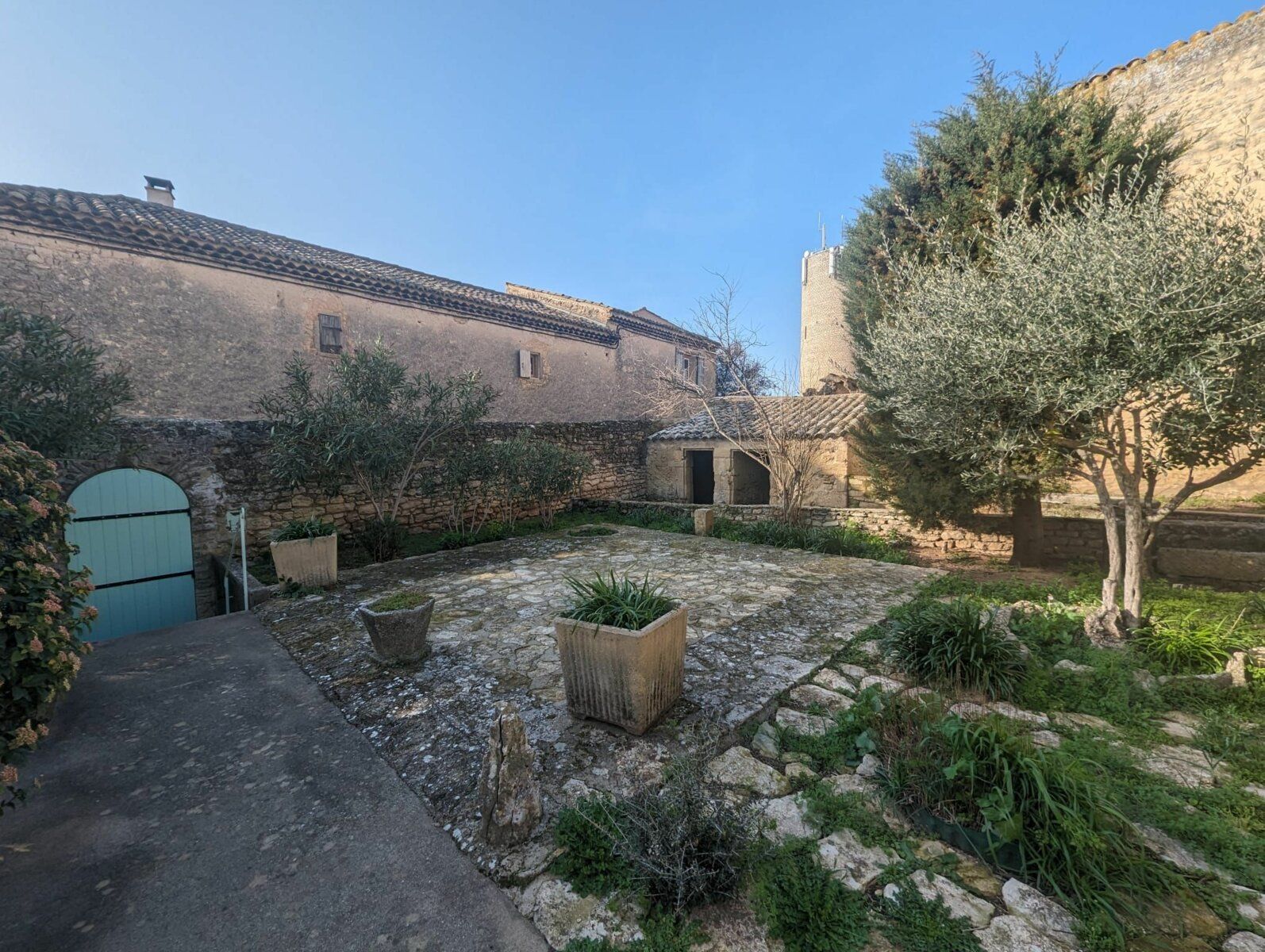 Maison à louer 3 101.68m2 à Castillon-du-Gard vignette-2