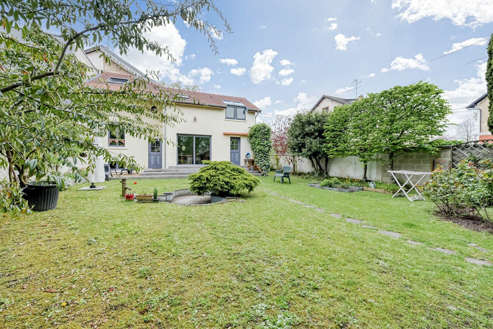 Maison à vendre 4 m2 à Gournay-sur-Marne vignette-1