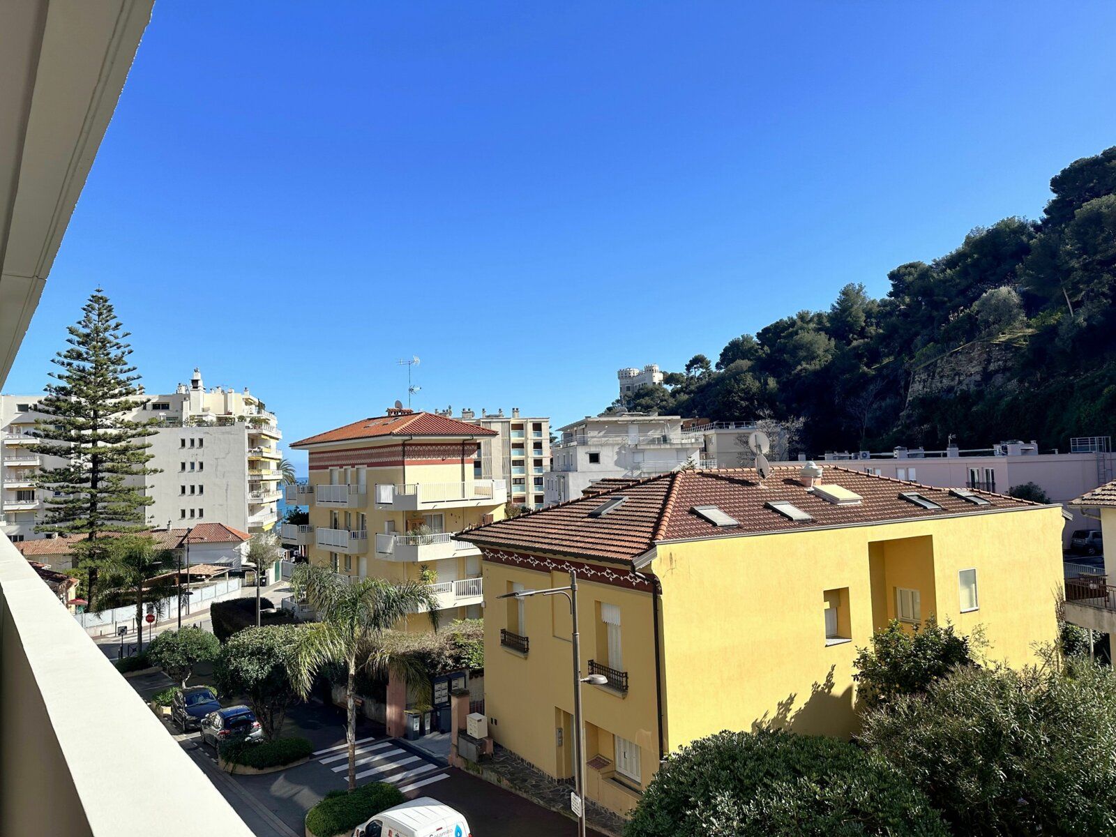 Appartement à vendre 2 34.23m2 à Roquebrune-Cap-Martin vignette-3