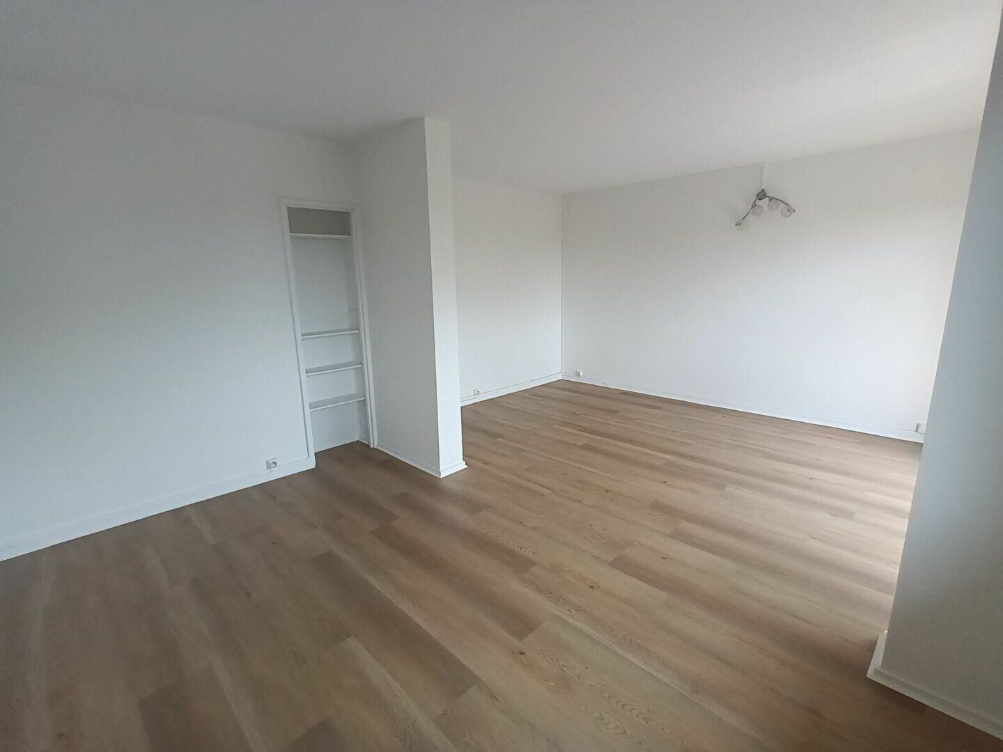 Appartement à vendre 3 67.25m2 à Fresnes vignette-4