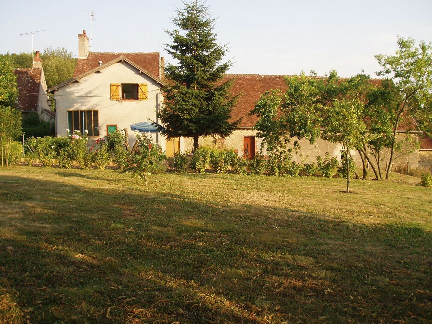 Maison à vendre 4 m2 à La Celle-sur-Nièvre vignette-3