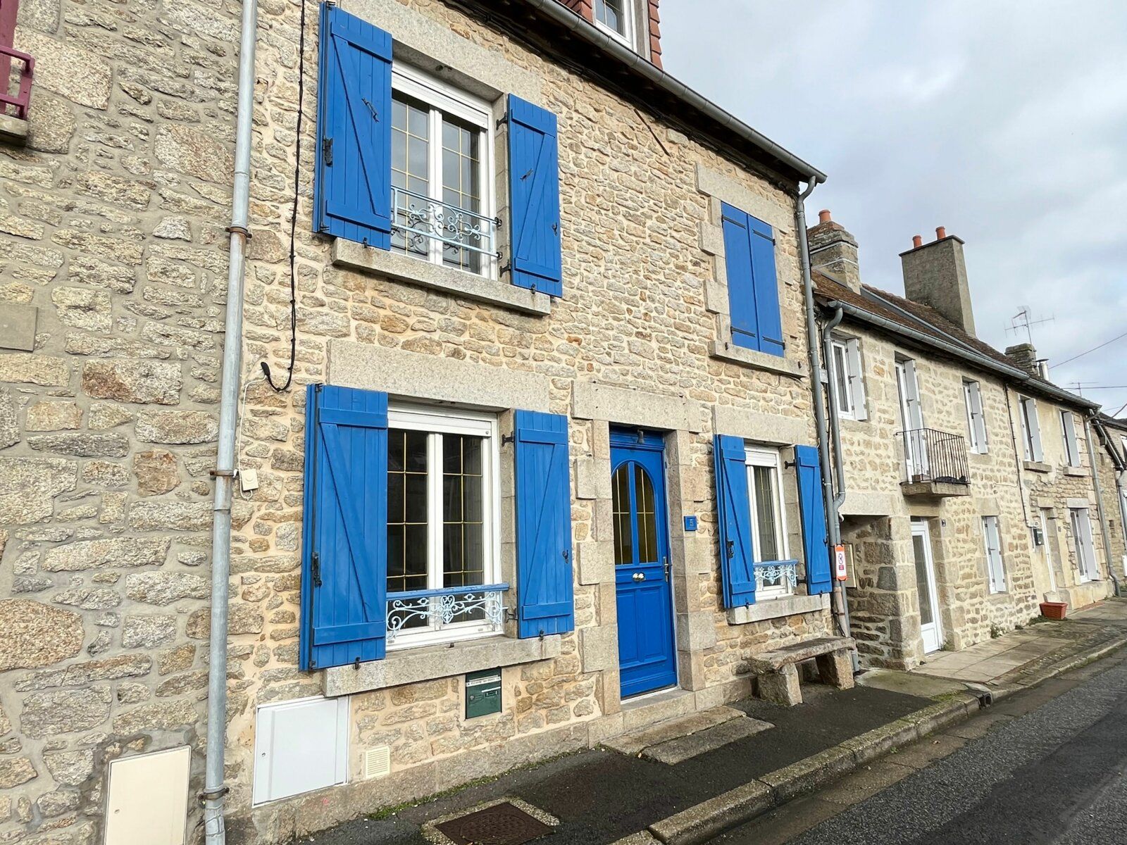 Maison à vendre 4 70m2 à Condé-sur-Sarthe vignette-1