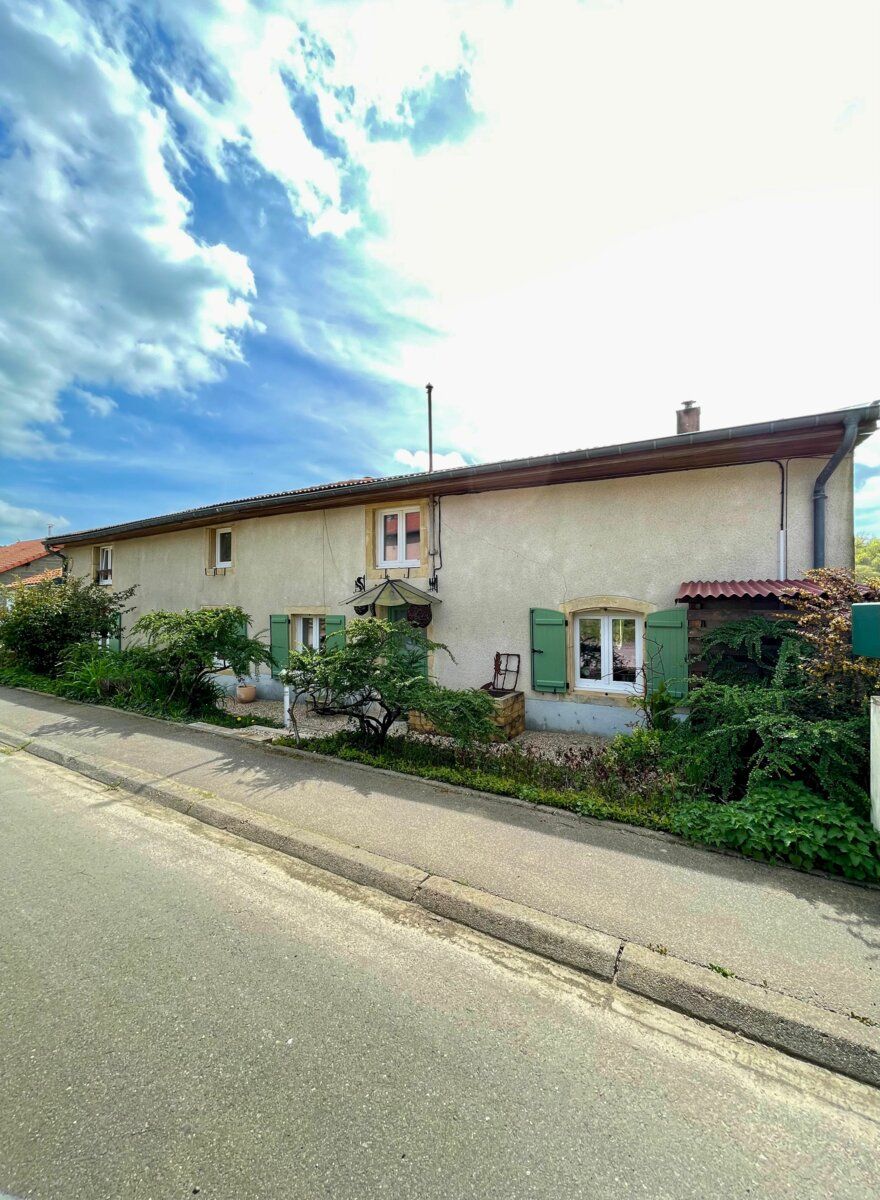 Maison à vendre 5 180.04m2 à Saint-Hubert vignette-1