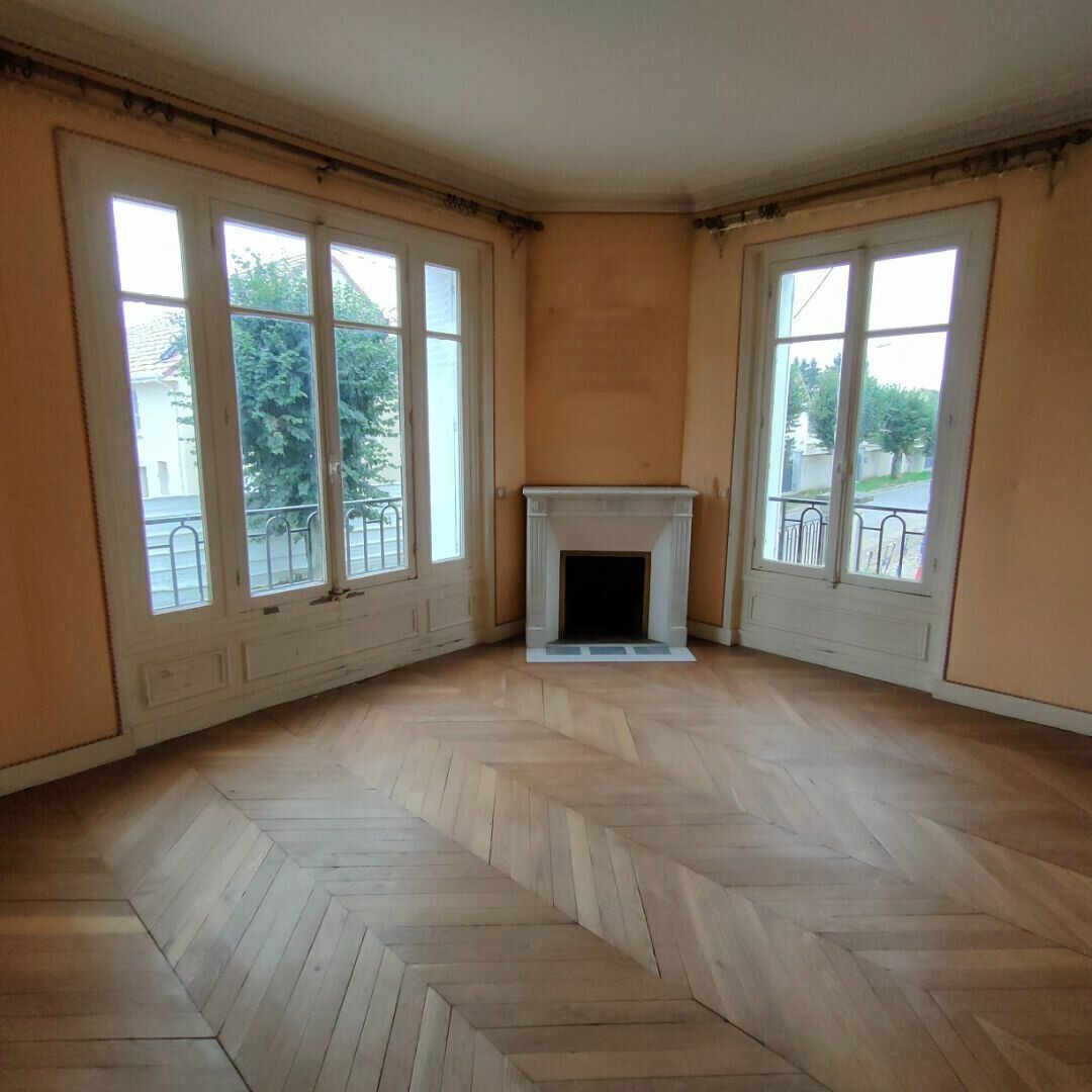 Maison à vendre 8 217m2 à Fontenay-Trésigny vignette-5