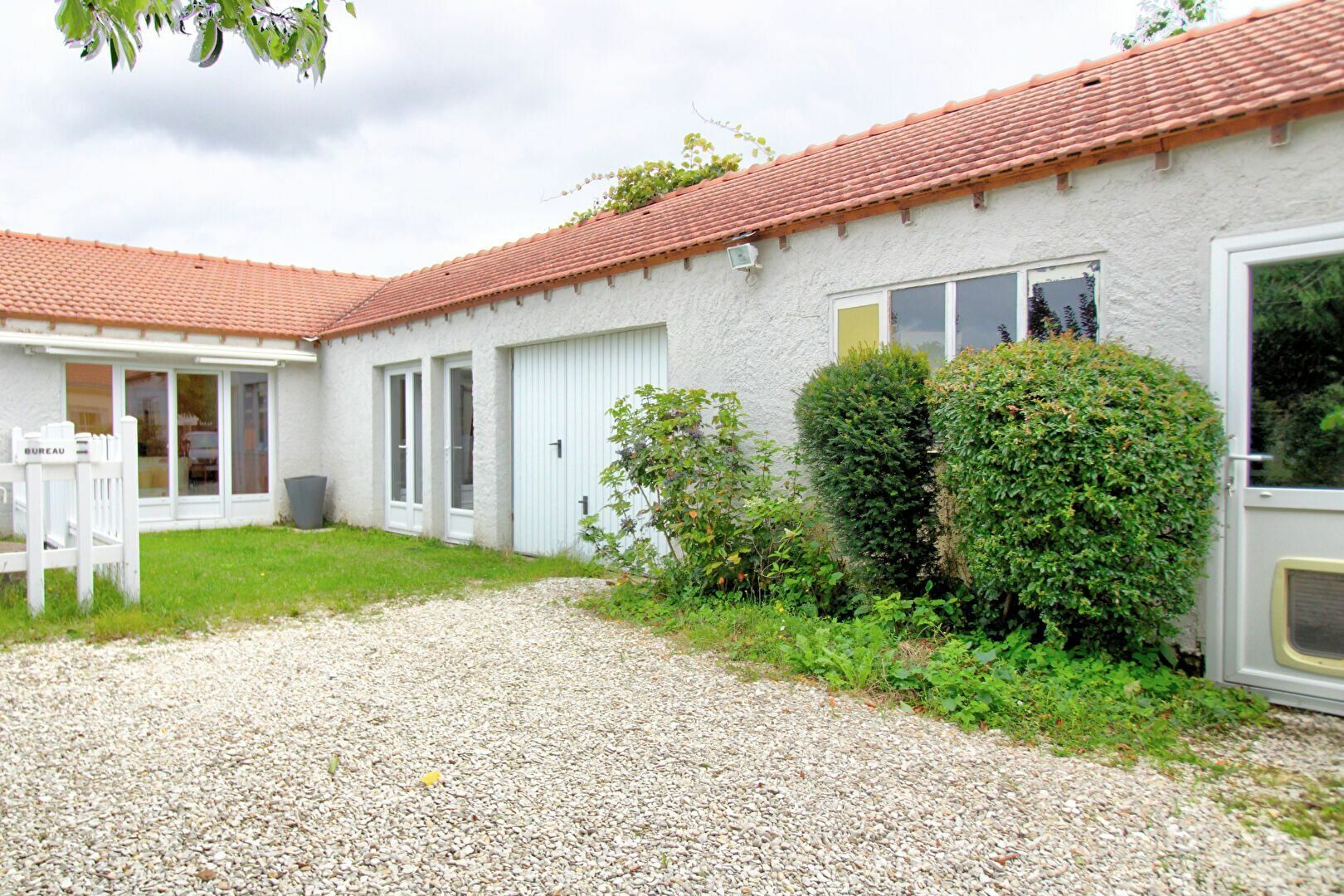 Maison à vendre 7 138m2 à Germigny-des-Prés vignette-10
