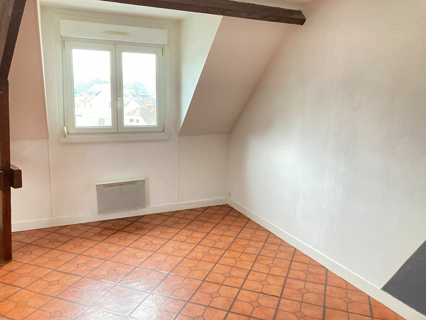 Appartement à vendre 3 63.19m2 à Château-Thierry vignette-2