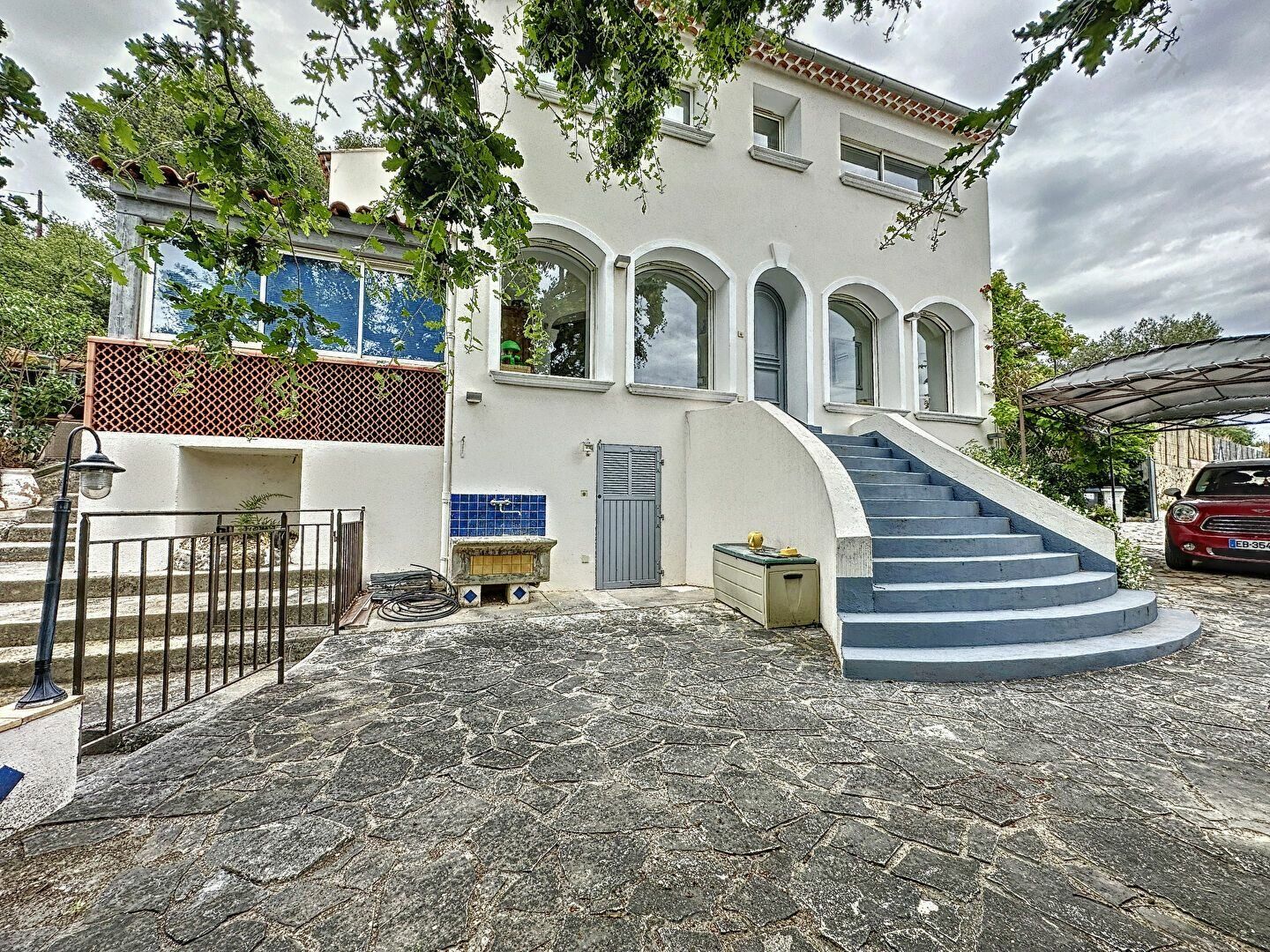 Maison à vendre 7 227m2 à La Seyne-sur-Mer vignette-1