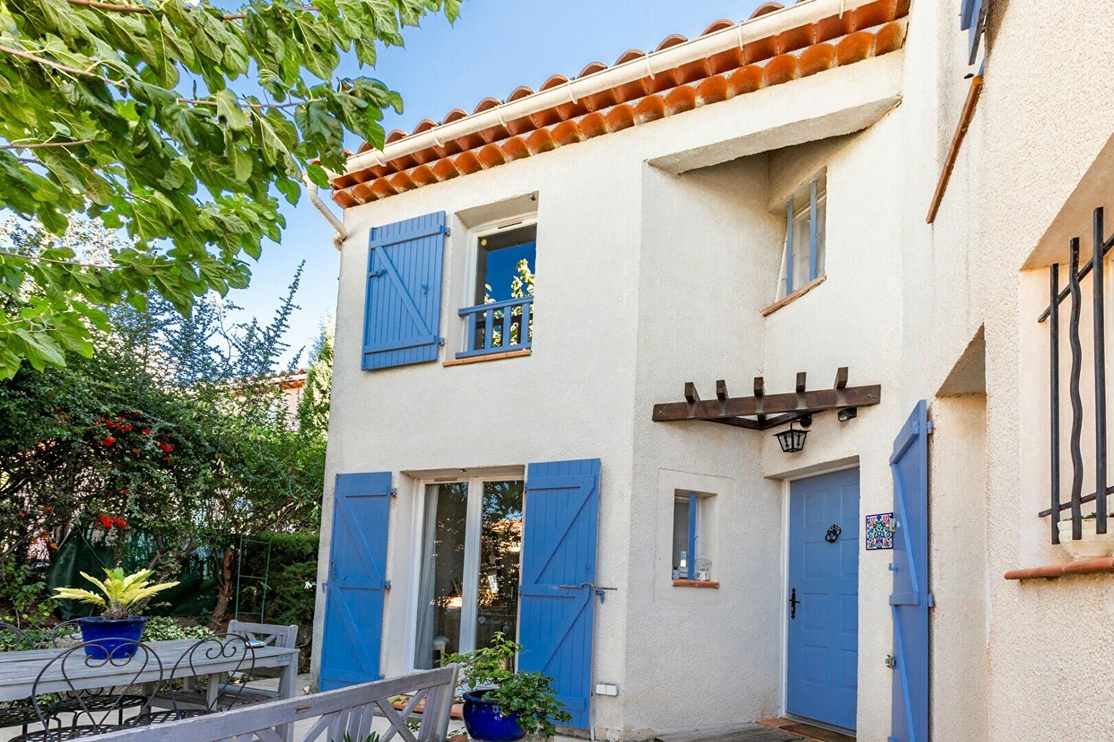 Maison à vendre 5 m2 à La Roquette-sur-Siagne vignette-2