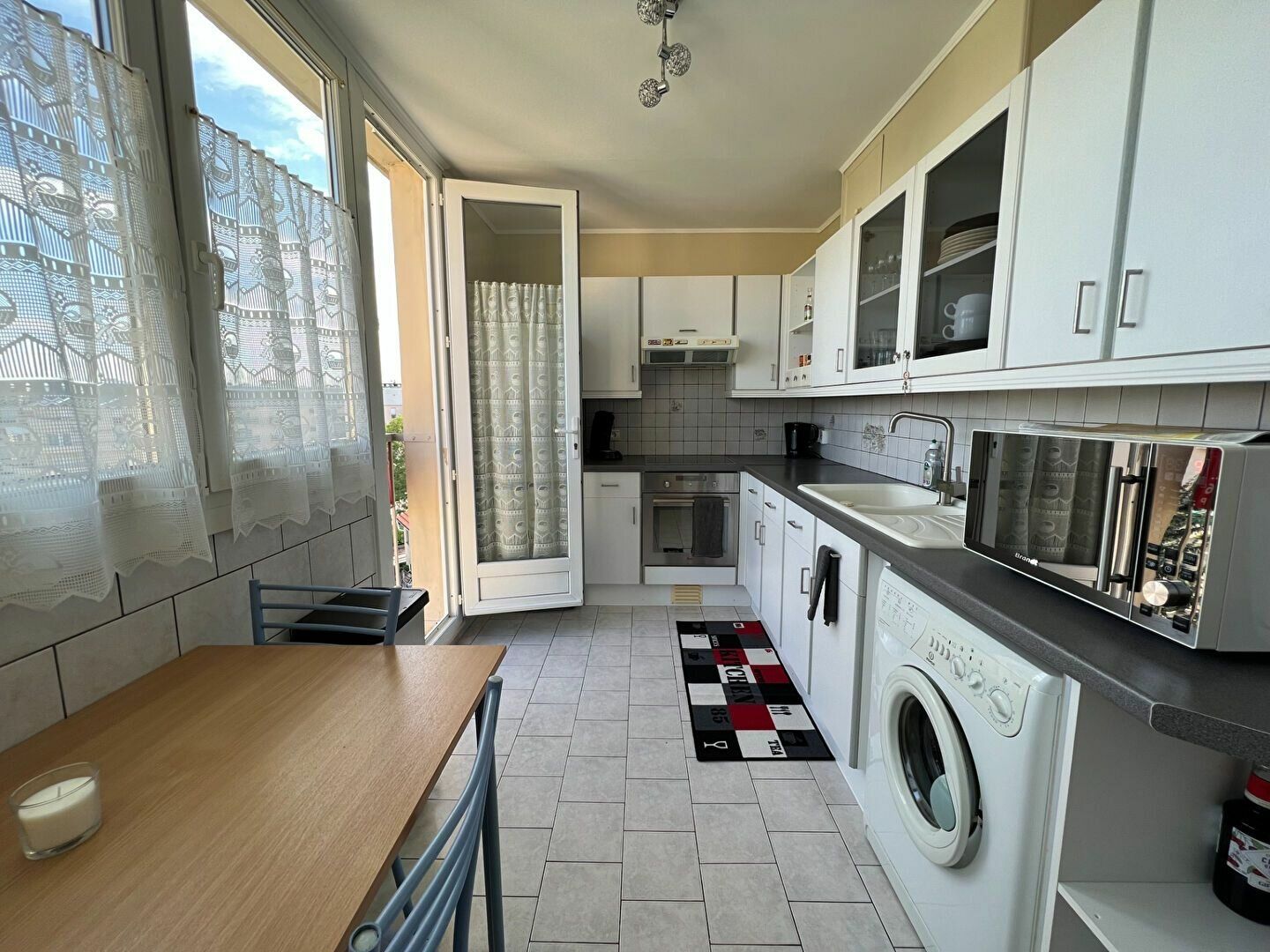 Appartement à vendre 2 m2 à Le Plessis-Trévise vignette-2