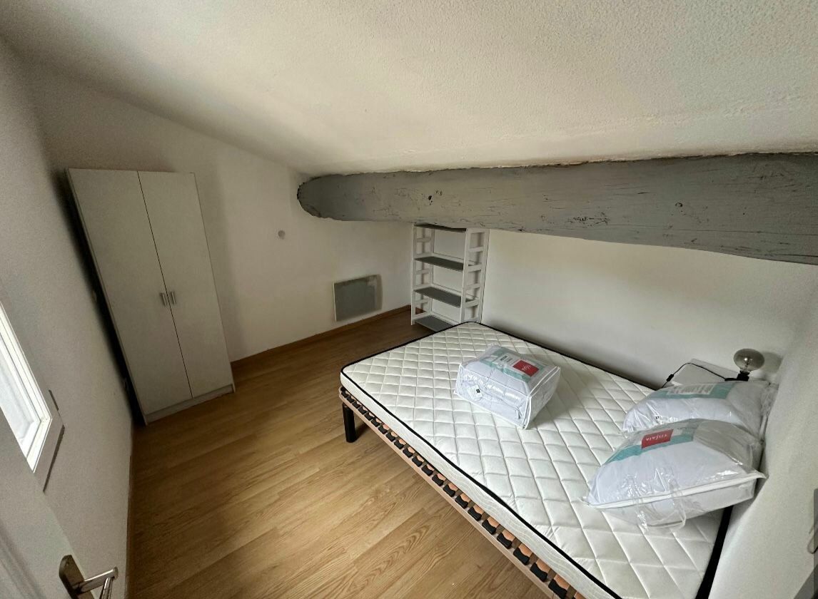 Appartement à louer 3 40.34m2 à Beaucaire vignette-5
