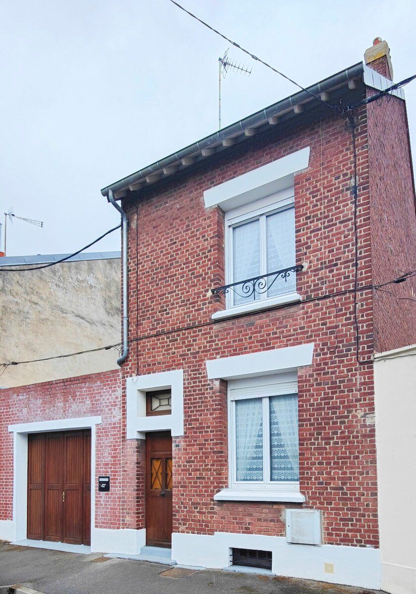 Maison à vendre 5 m2 à Chauny vignette-1