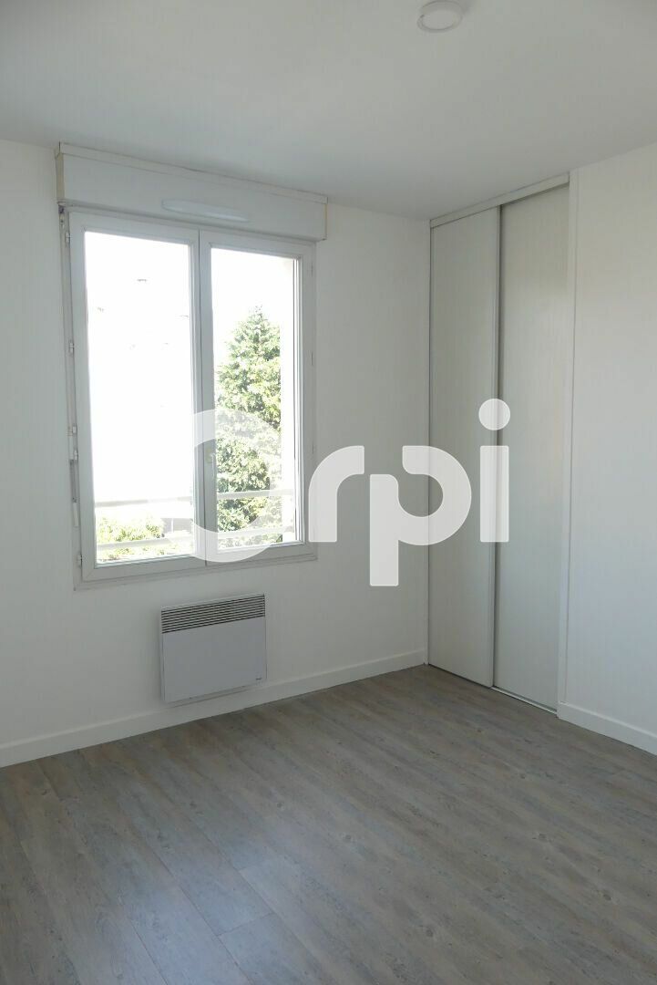 Appartement à louer 2 m2 à Limoges vignette-5