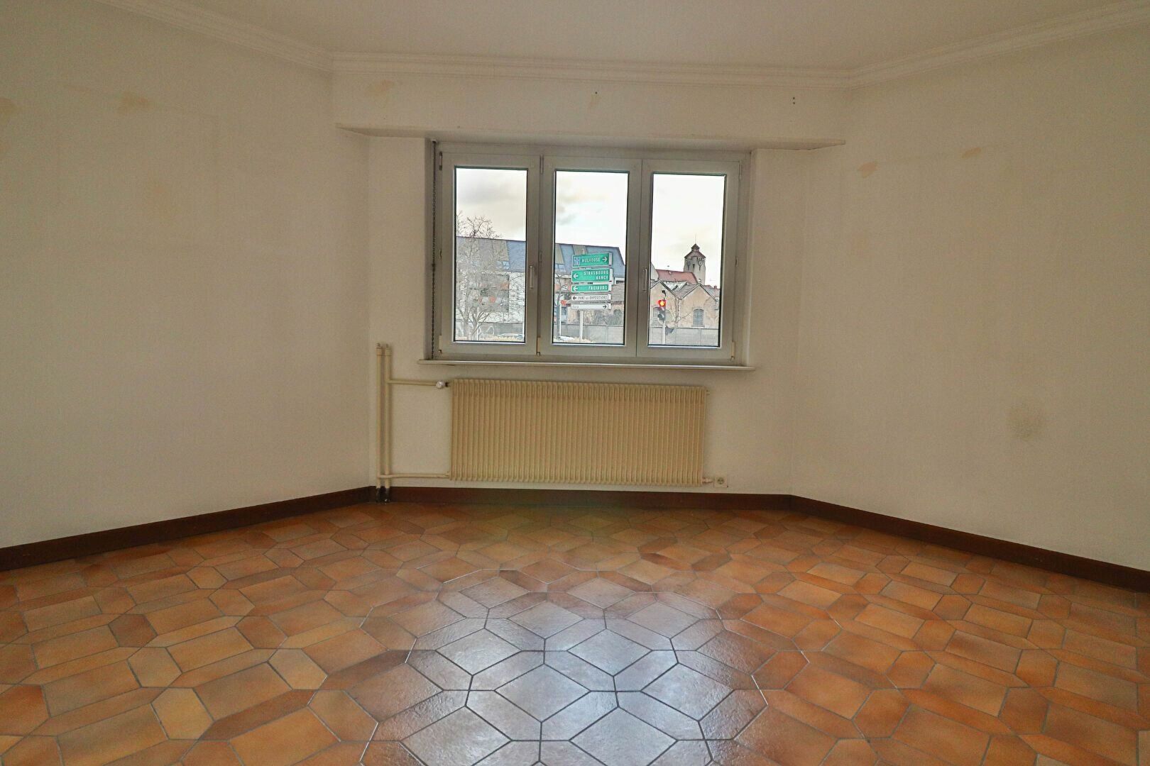 Appartement à vendre 4 130m2 à Colmar vignette-5
