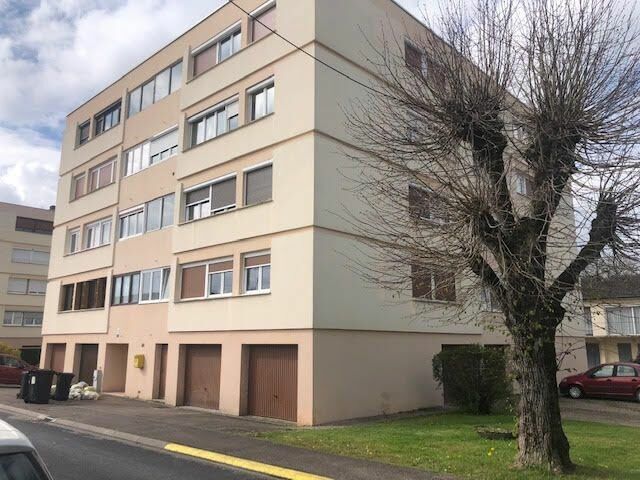 Appartement à vendre 2 m2 à Belleville-sur-Meuse vignette-1