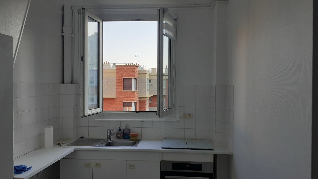 Appartement à louer 2 45m2 à Paris 15 vignette-7