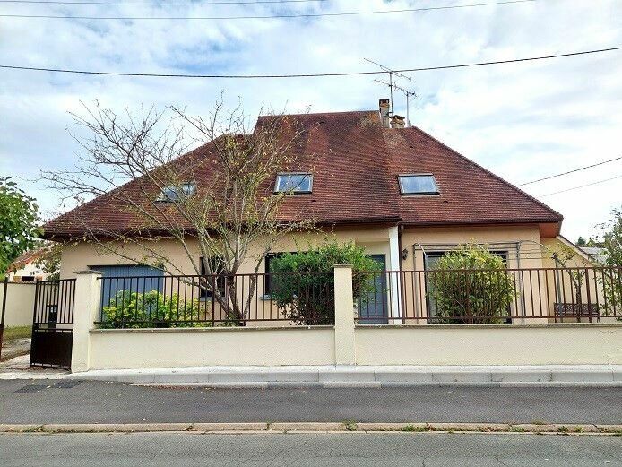 Maison à vendre 5 107m2 à Ozoir-la-Ferrière vignette-1