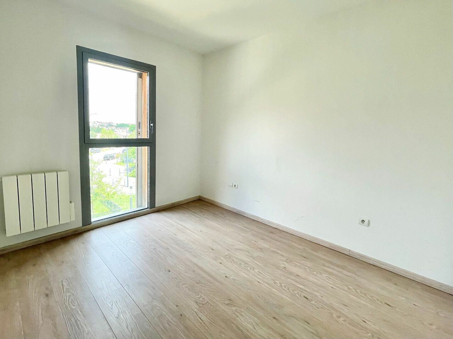 Appartement à vendre 5 120m2 à Toulouse vignette-3