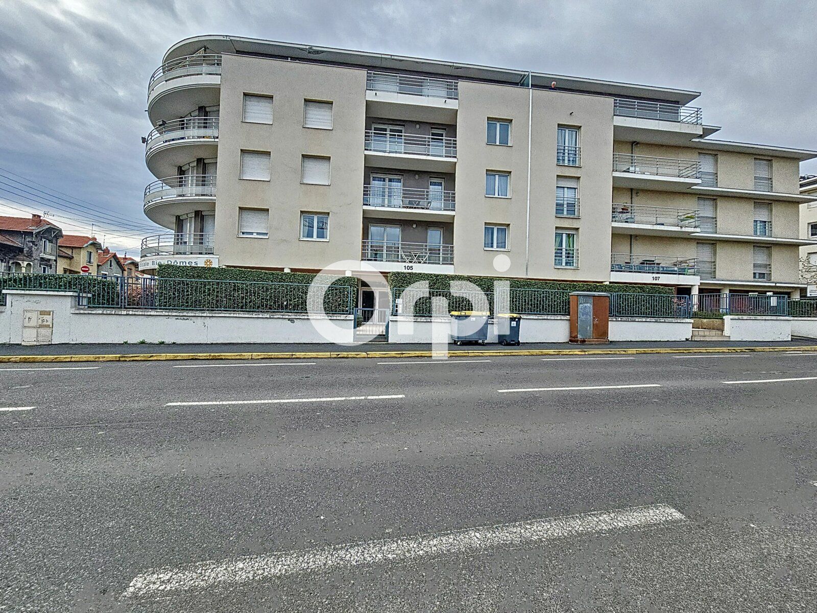 Appartement à vendre 2 49.72m2 à Clermont-Ferrand vignette-1