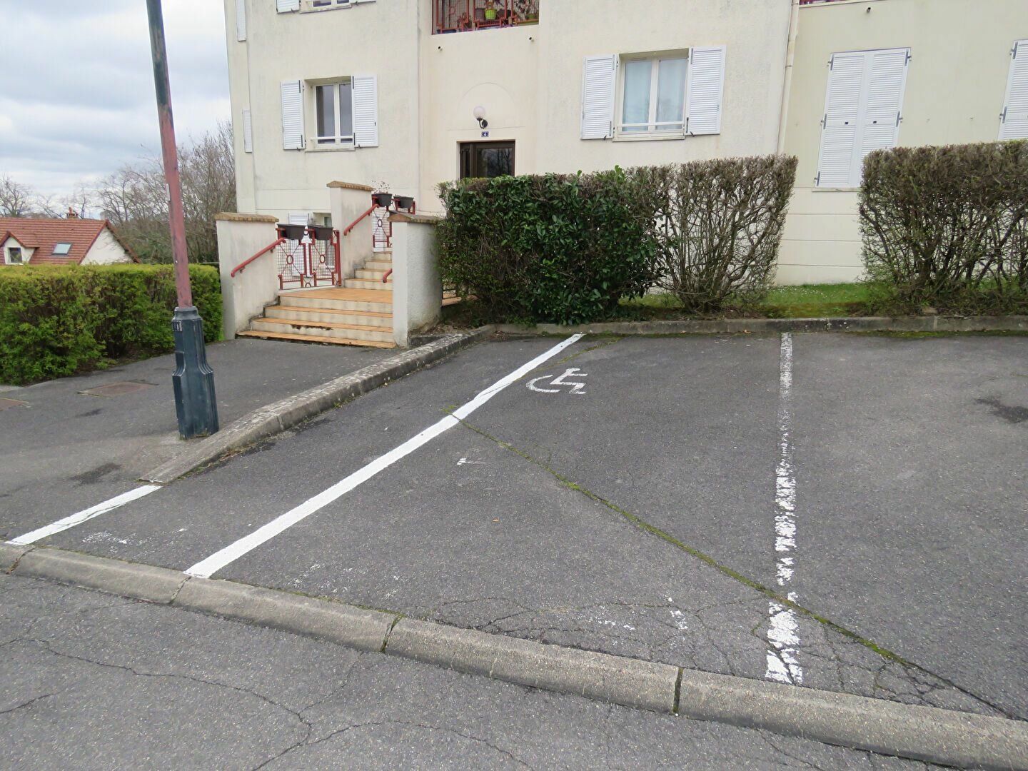 Stationnement à louer 0 12m2 à Villemoisson-sur-Orge vignette-1