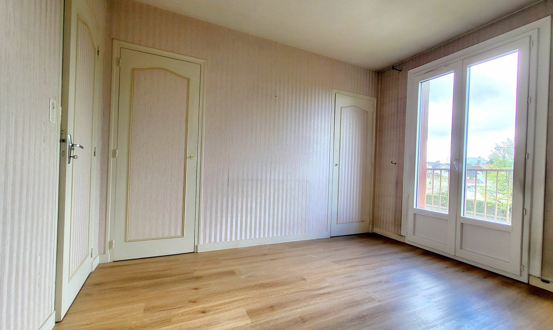 Appartement à vendre 4 93m2 à Limoges vignette-5