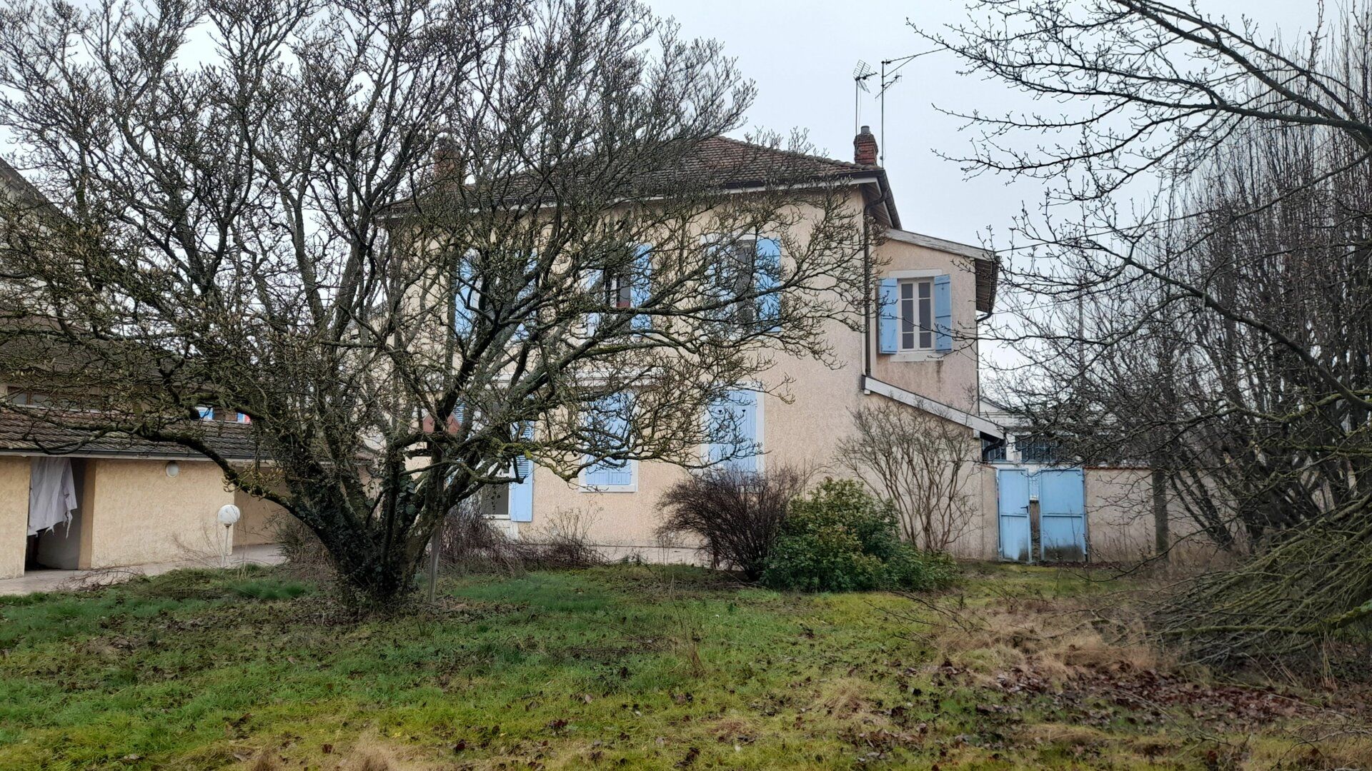 Maison à vendre 6 216m2 à Bourg-en-Bresse vignette-2