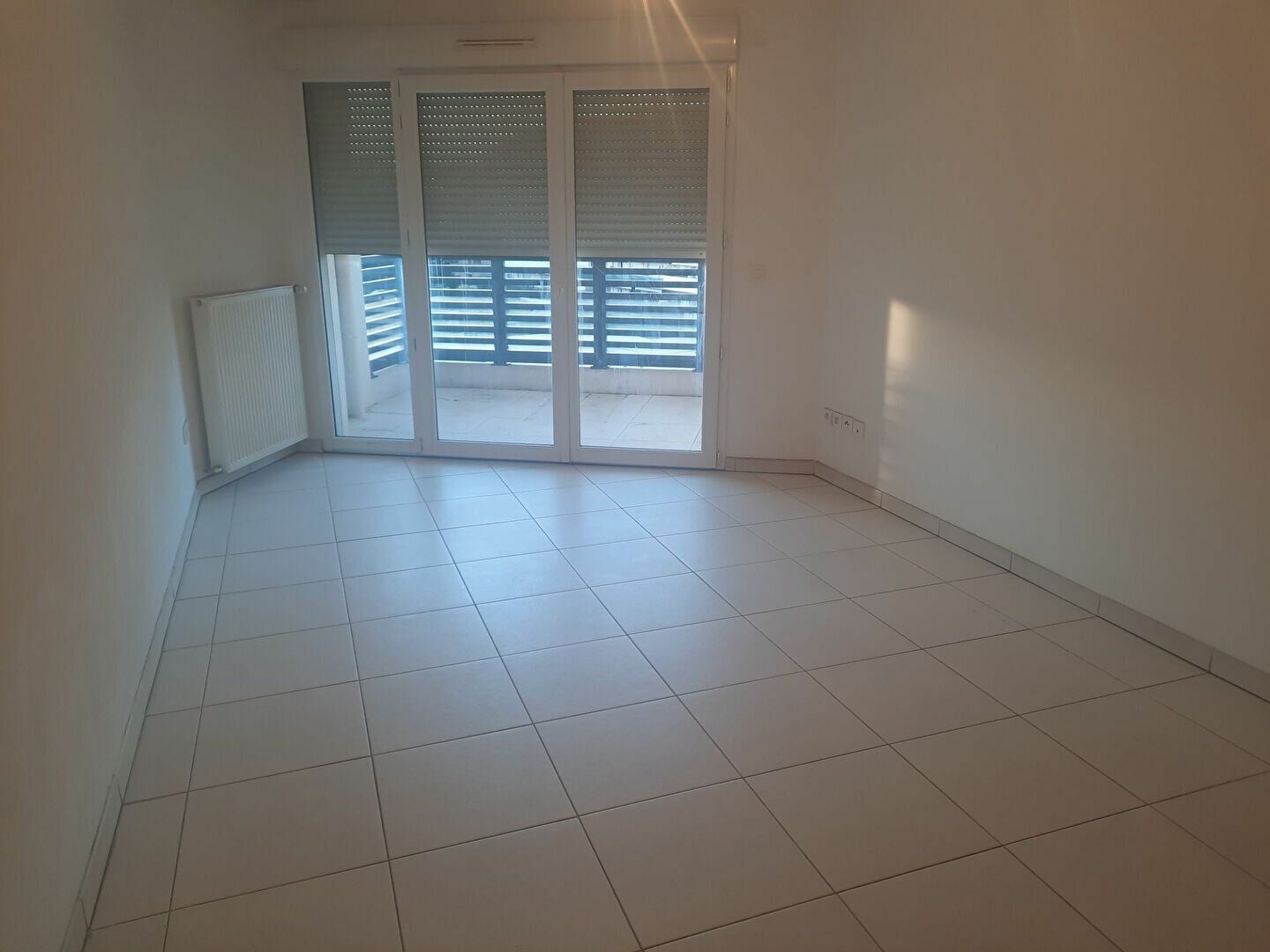 Appartement à louer 2 m2 à Toulon vignette-2