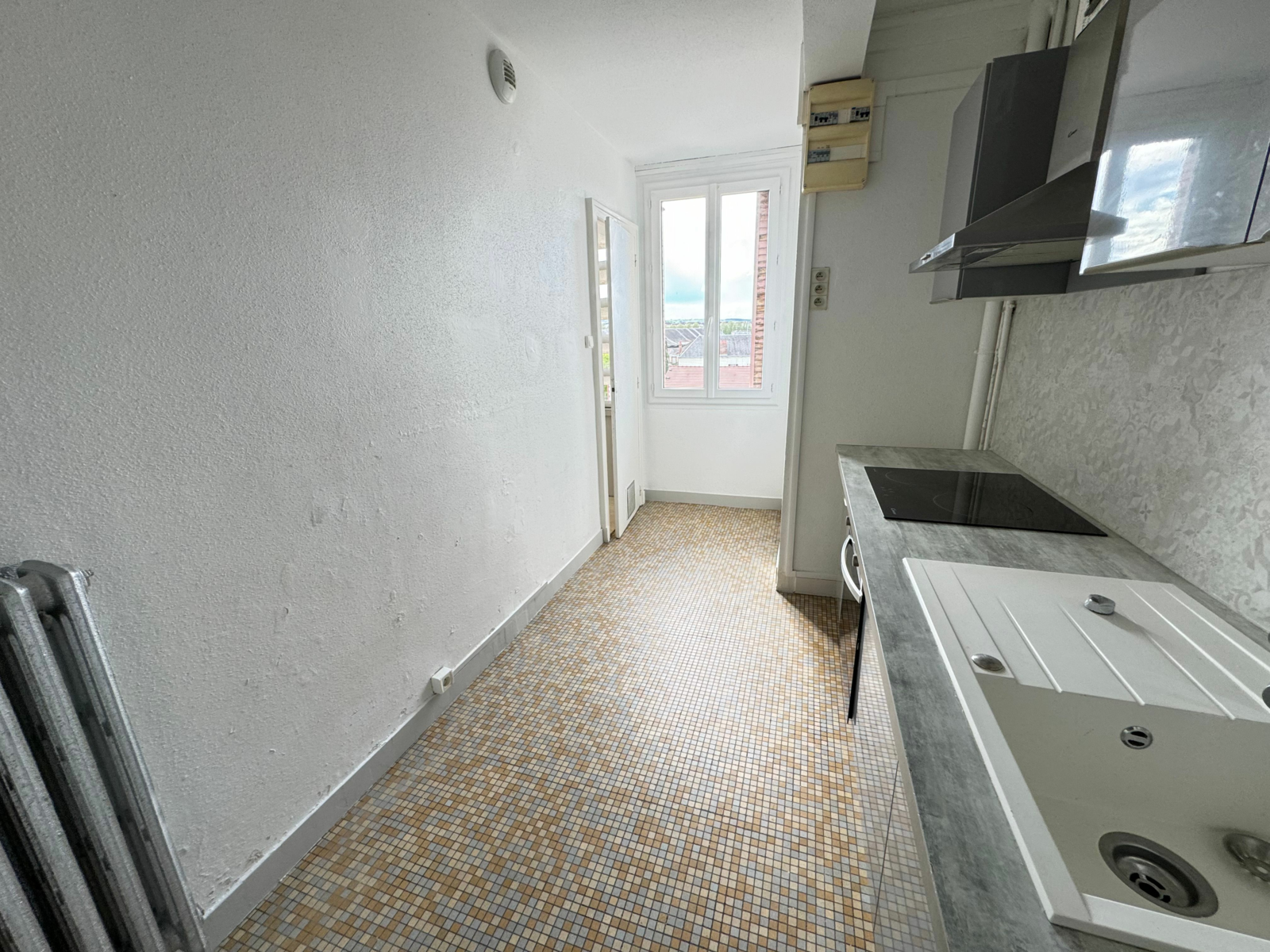 Appartement à vendre 5 91.72m2 à Montluçon vignette-8