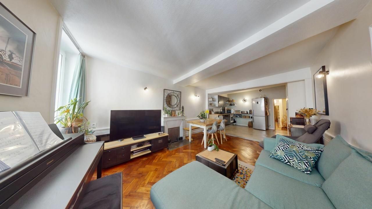Appartement à vendre 3 78.47m2 à Neuville-sur-Saône vignette-3