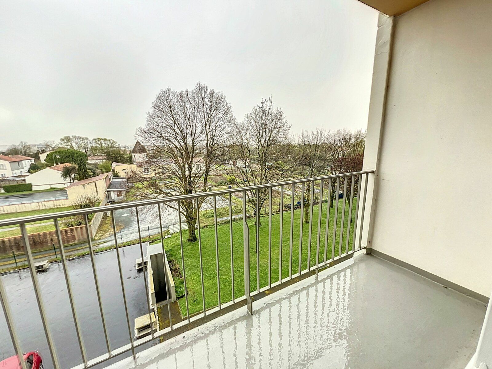 Appartement à vendre 4 73.95m2 à La Rochelle vignette-4