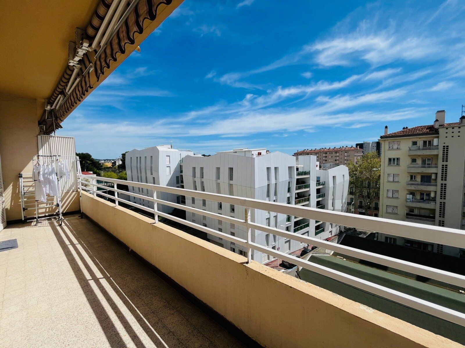 Appartement à vendre 4 68.97m2 à Toulon vignette-1