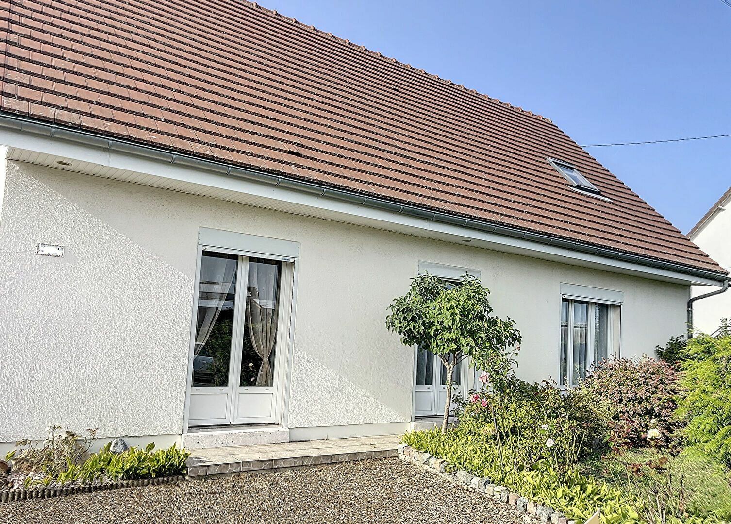 Maison à vendre 6 126.6m2 à Ribécourt-Dreslincourt vignette-1