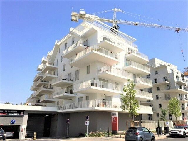Appartement à vendre 2 46m2 à Marseille 9 vignette-1