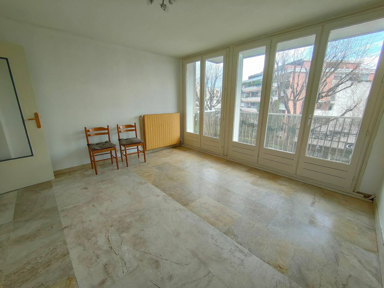 Appartement à vendre 4 70.47m2 à Grenoble vignette-2
