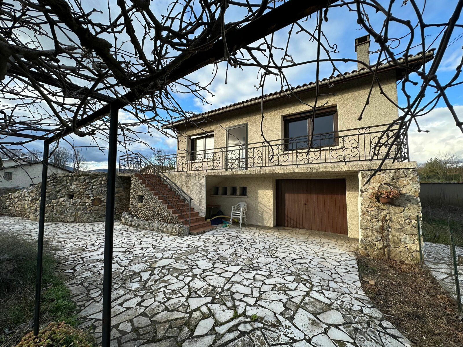 Maison à vendre 4 m2 à Saint-Alban-du-Rhône vignette-3