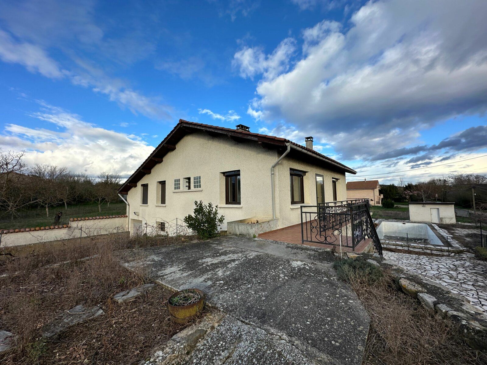 Maison à vendre 4 m2 à Saint-Alban-du-Rhône vignette-4