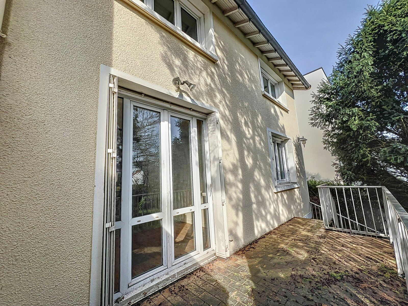 Maison à vendre 4 105m2 à Bry-sur-Marne vignette-3