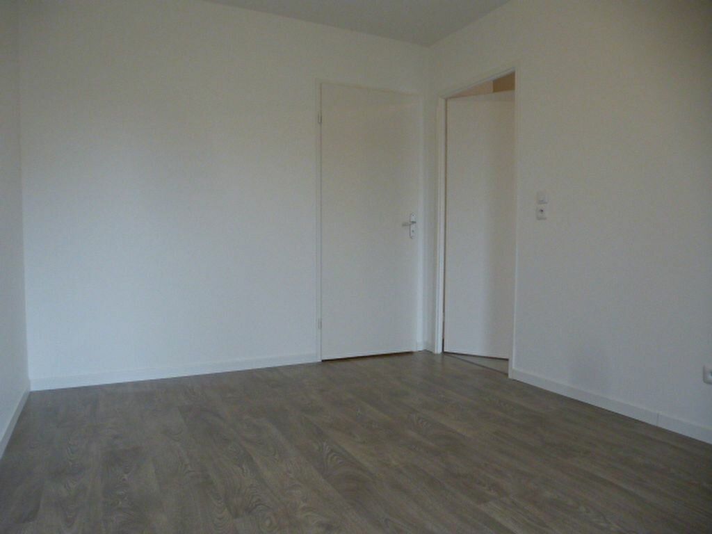 Appartement à louer 2 m2 à Orléans vignette-5