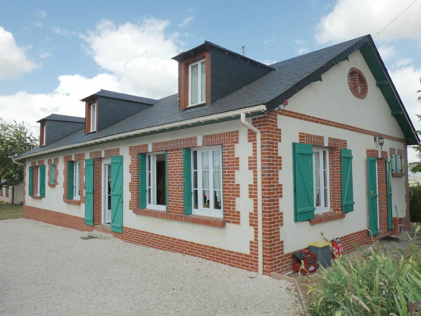 Maison à vendre 7 165.2m2 à Gournay-en-Bray vignette-1