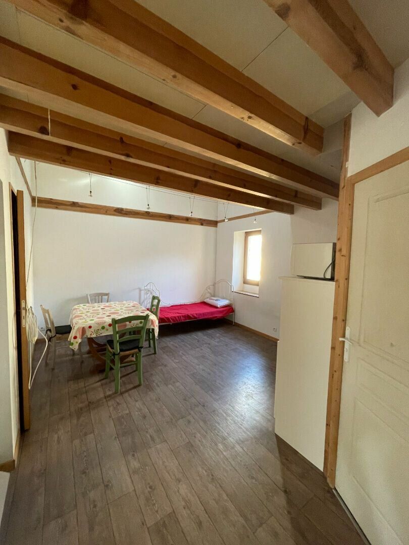 Appartement à louer 1 25.4m2 à Vallon-Pont-d'Arc vignette-2