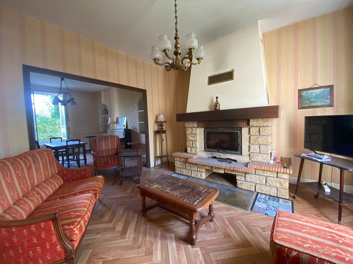 Maison à vendre 5 m2 à Cosne-d'Allier vignette-4